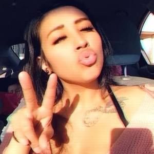 Meet your Posher, Liz